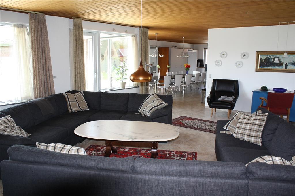 Awesome home in Glesborg with 6 Bedrooms and Sauna