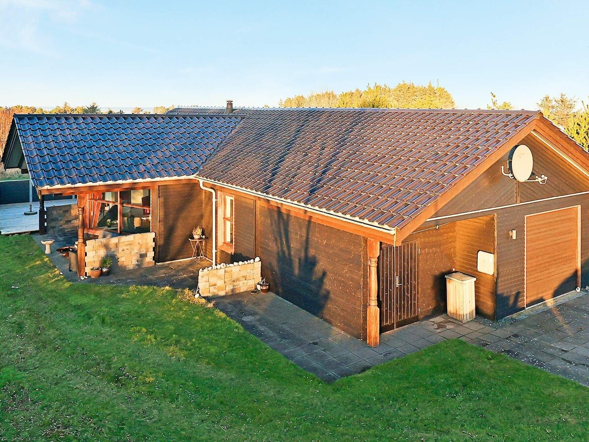 8 person holiday home in hirtshals