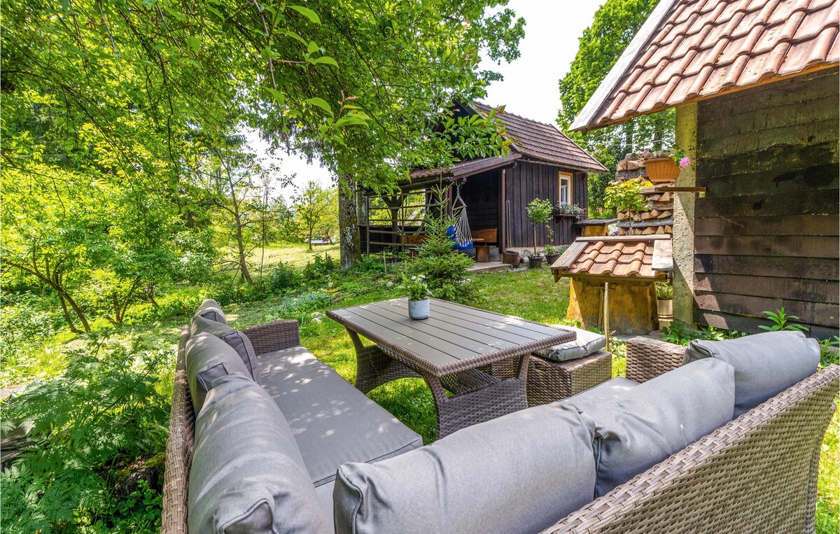Beautiful home in Lucice - Delnice with WiFi