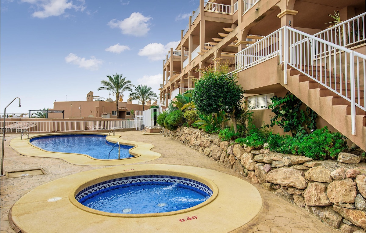 Beautiful apartment with Outdoor swimming pool, 2