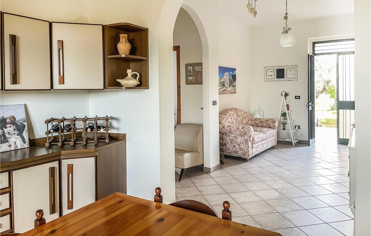 Lovely home in Alessano with WiFi