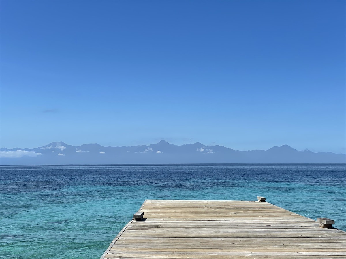 Tiny Home Charm and Caribbean View