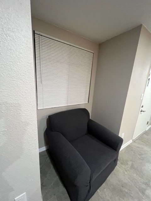 NW Executive 1BR with Laundry Room and Parking