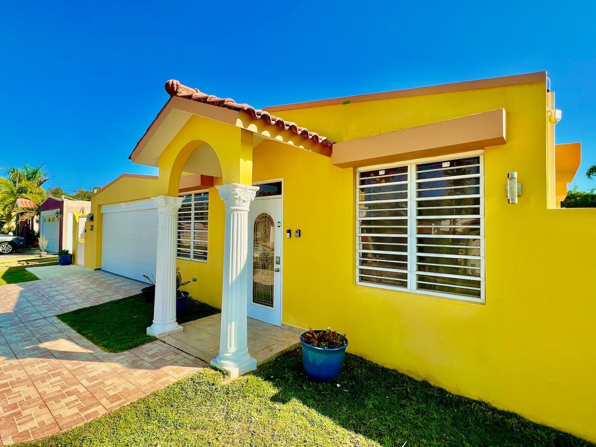 Casa De Sol Family Home near Rincon & Beach