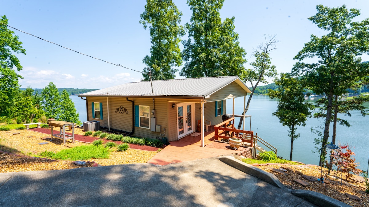 Lookout Nook Waterfront on Weiss Lake