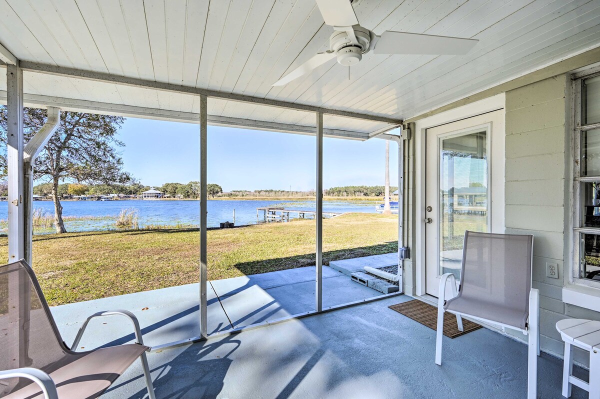 Summerfield Lakefront Vacation Home w/ Patio!