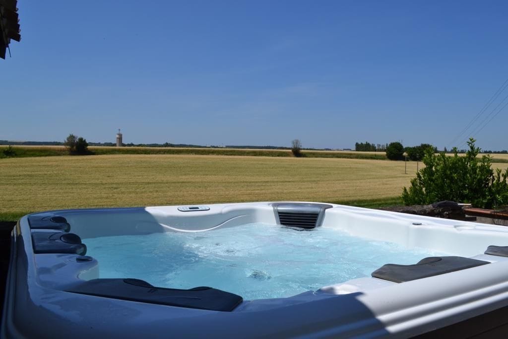 5 Bedroom Villa, La Bastide d'Anjou, Occitanie