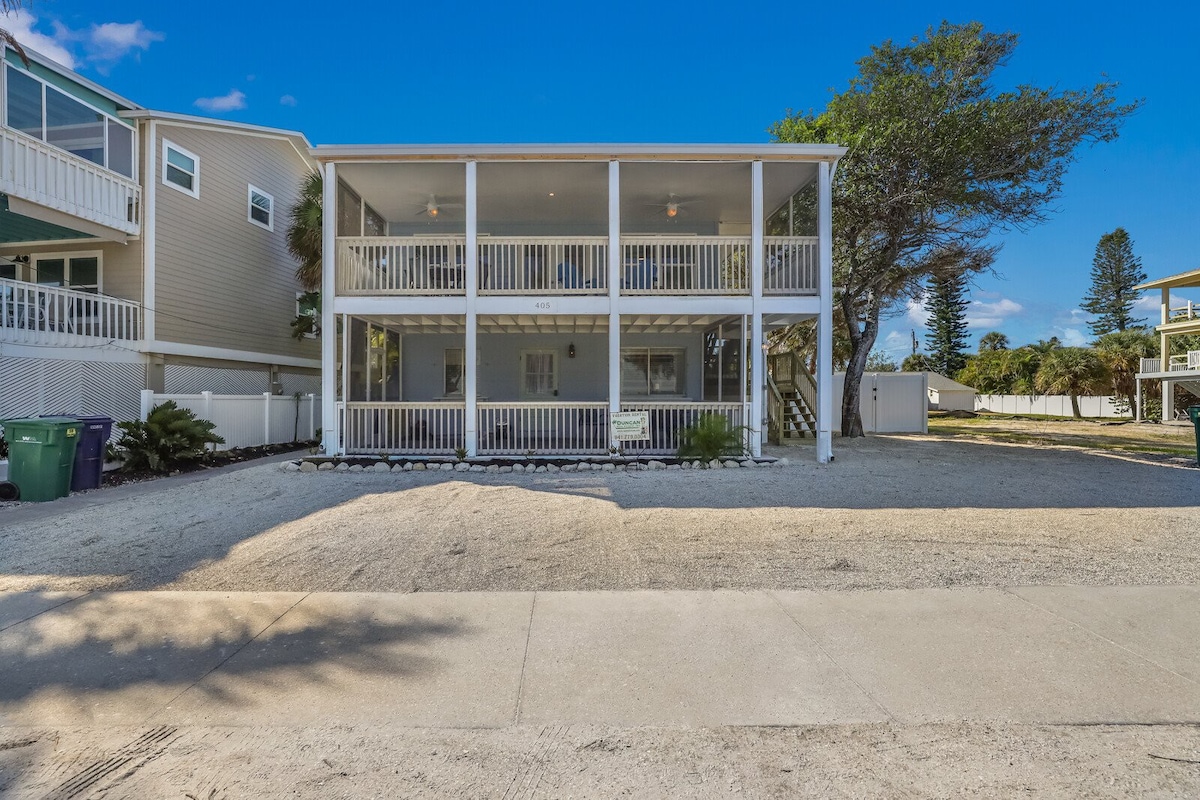 Coquina Cottage B by Duncan Real Estate