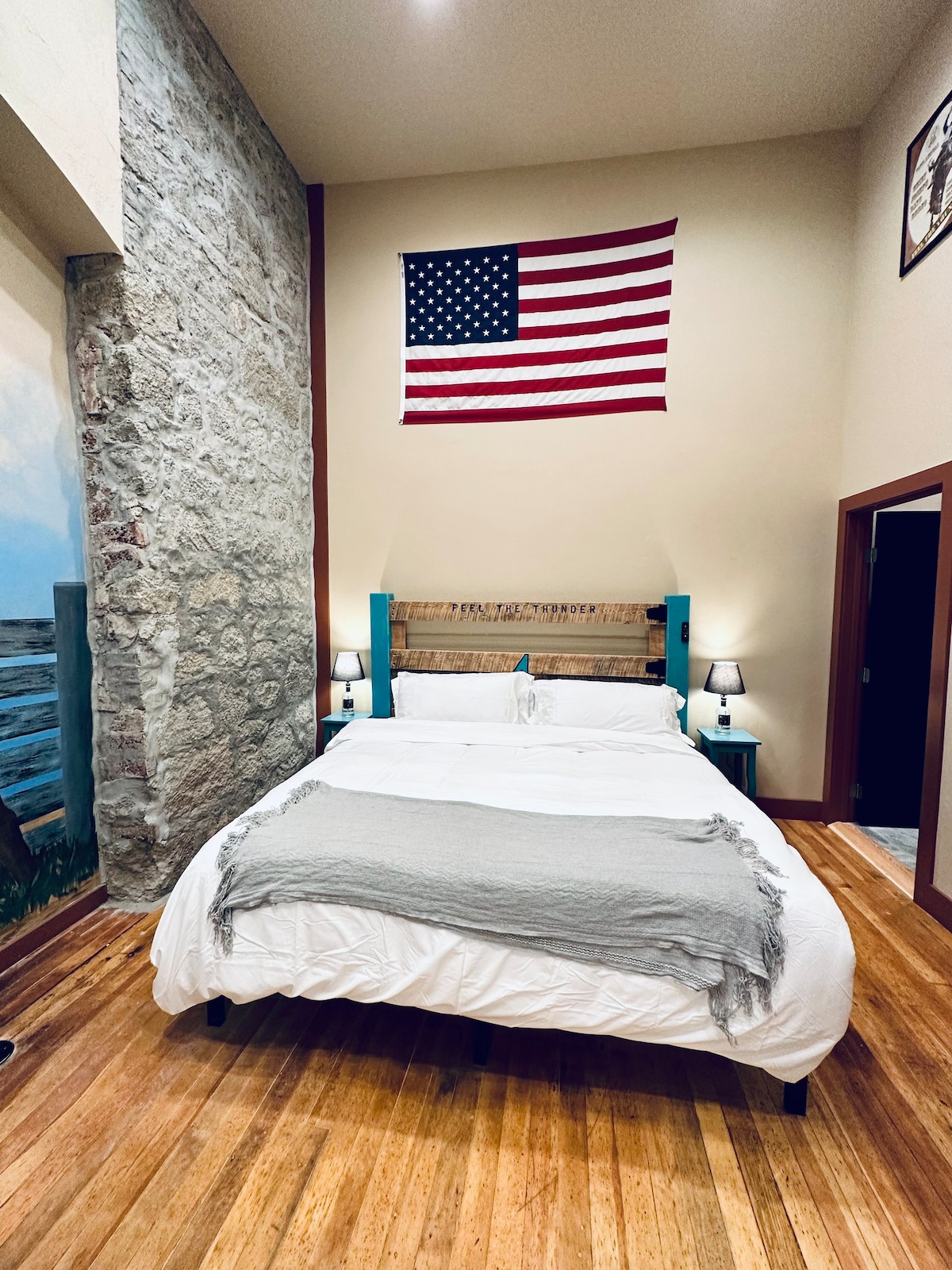 Rodeo themed unit - Historic Litch Hotel