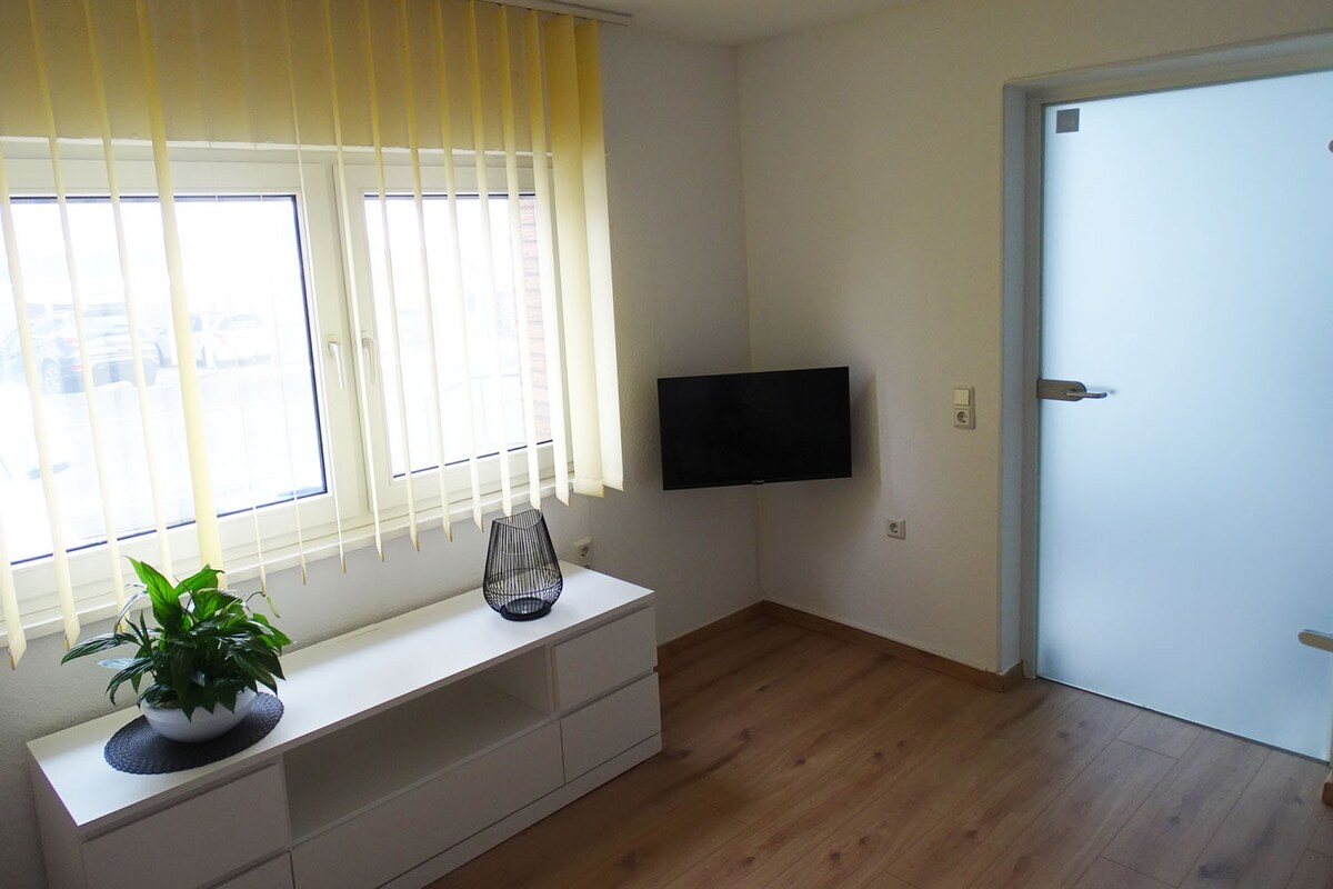 B06 spacious 3-Room-Apartment