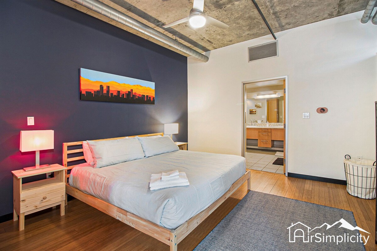 Union Station Loft • Covered Parking • Gym • Patio