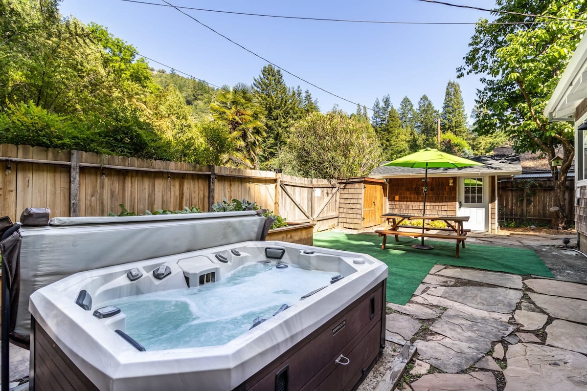 The Shack Hot Tub Outdoor BBQ Russian River.