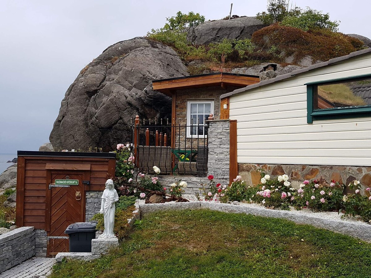 8 person holiday home in skudeneshavn