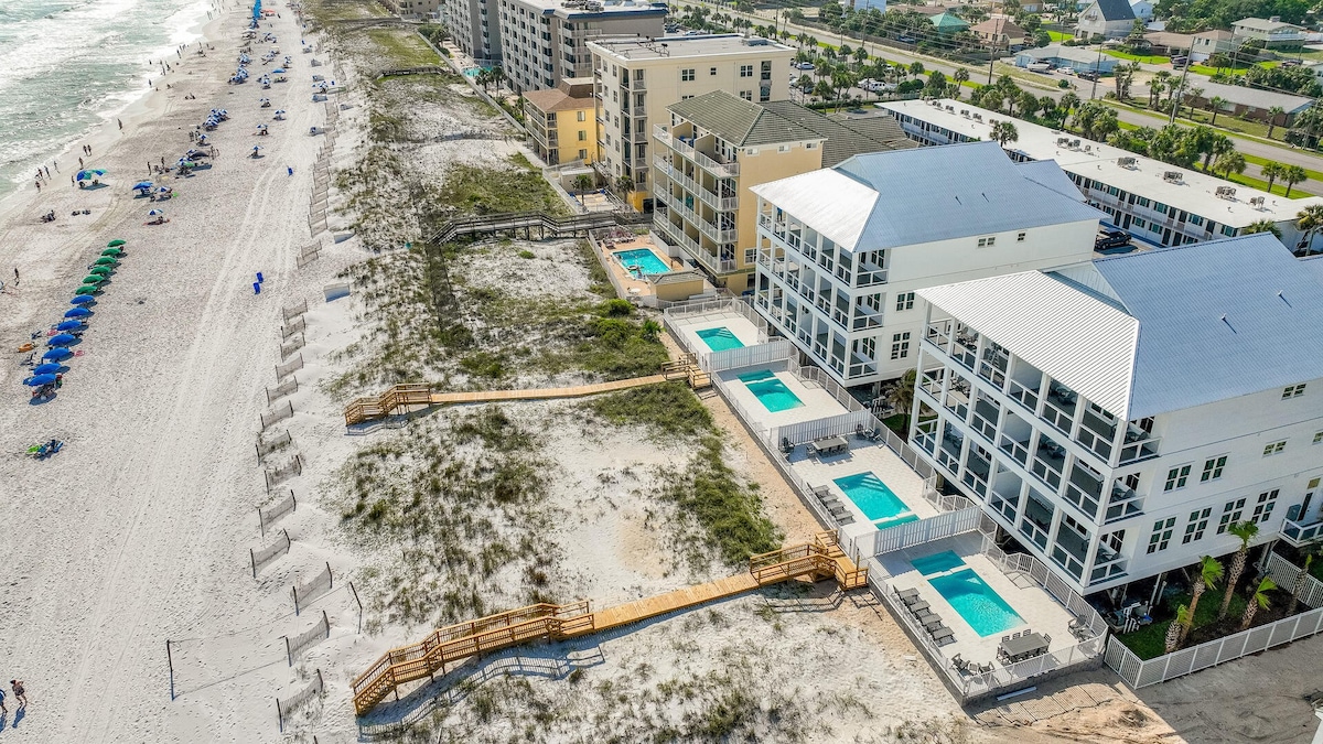 奥卡卢萨岛（ Okaloosa Island ）海滩周末日落