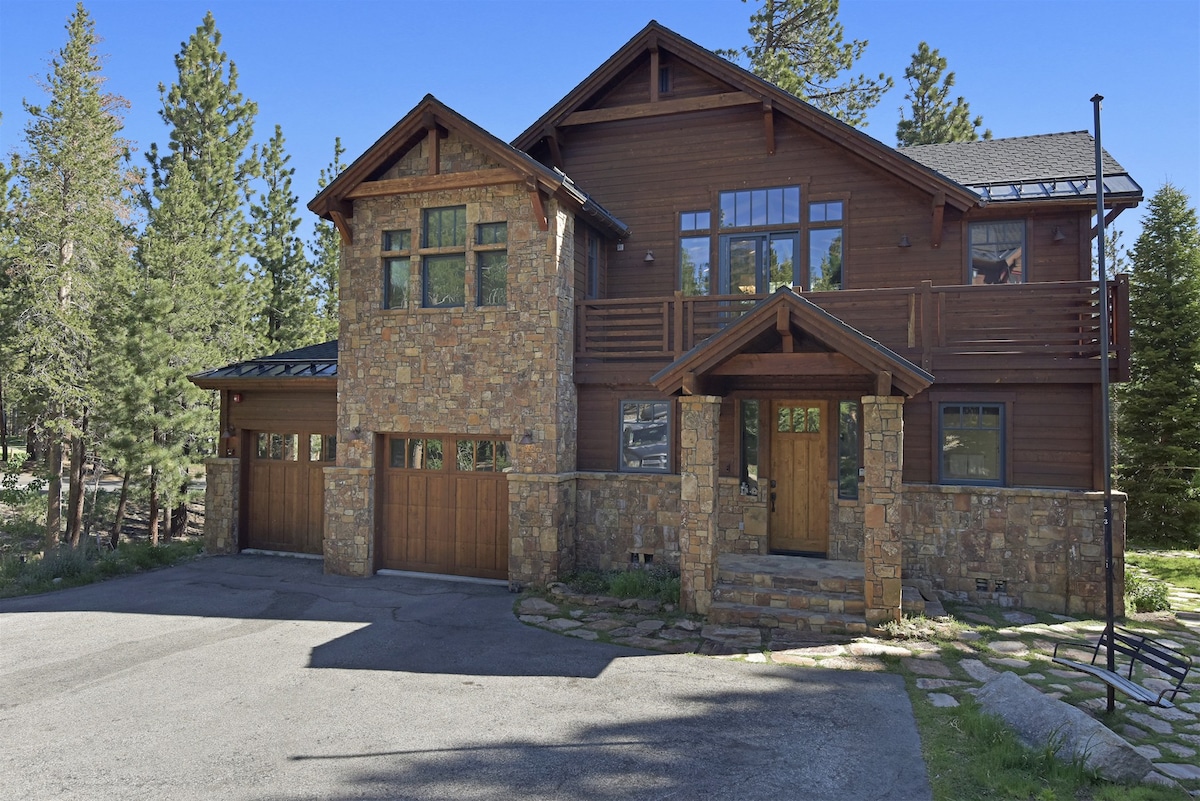 Gray Stone: Luxury Single Family Home, Private Hot