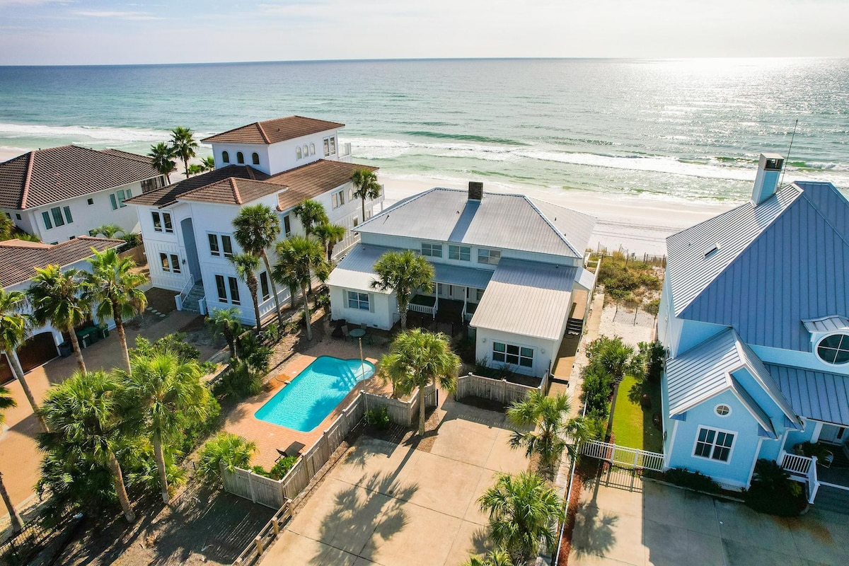 Beachfront home on 30A! 5-Bedrooms, Private Beach