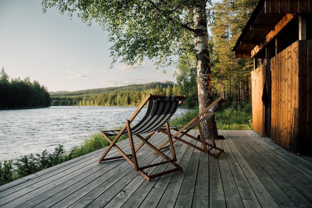 Blybergs Nature Lodge at the Österdalälven River