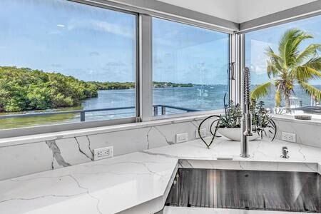 Key Largo Ocean Front Home 3 Bed/3 Bath