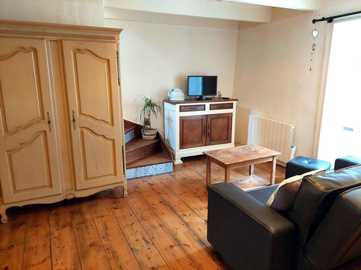 Comfortable duplex apartment in the heart of Saint-Pol-de-Léon