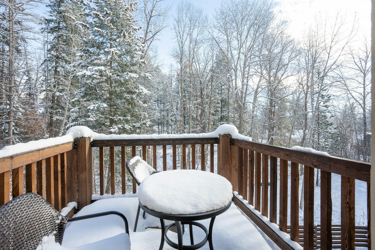 4BR Glacier National Park | Hot Tub