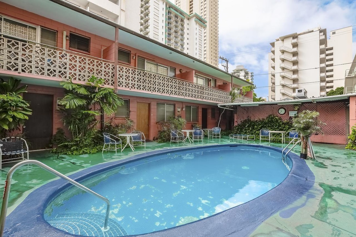 Comfort and Convenience! 2 Beautiful Units, Pool