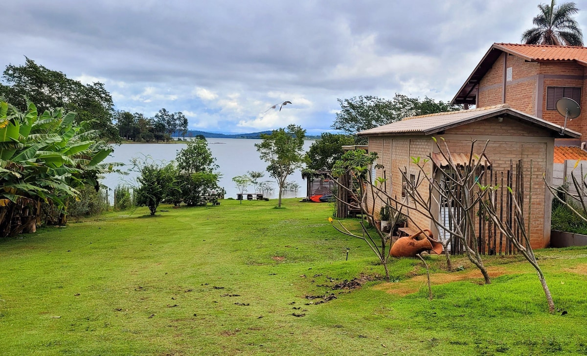 Casinha na Represa 3