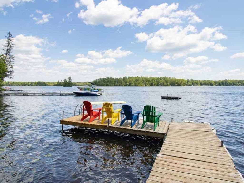 Waterfront Cottage w/ AC, WiFi, Kayaks, Canoe