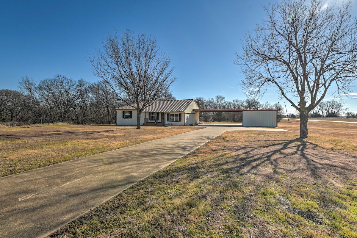 Charming Palmer Family Home on 5 Acres!