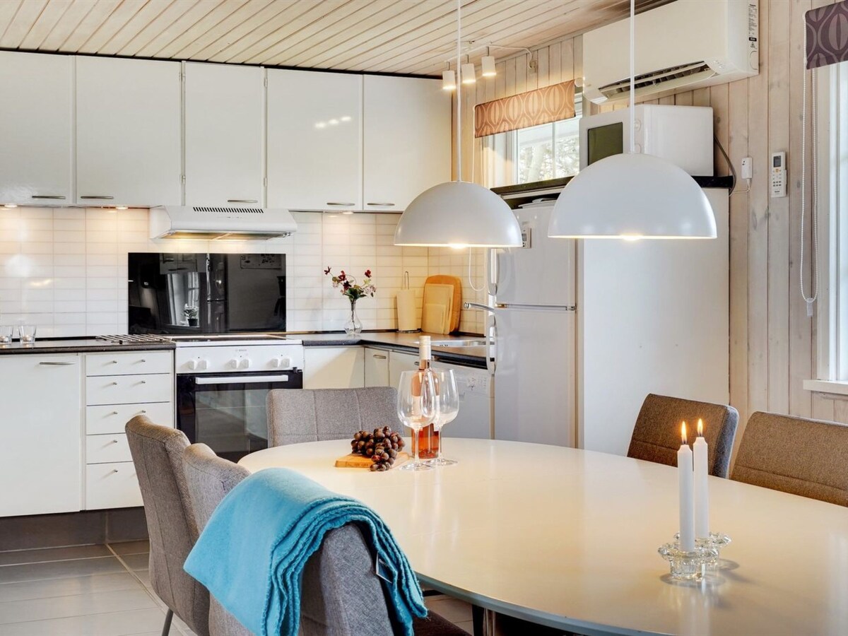 "Maikel" - 900m from the sea by Interhome