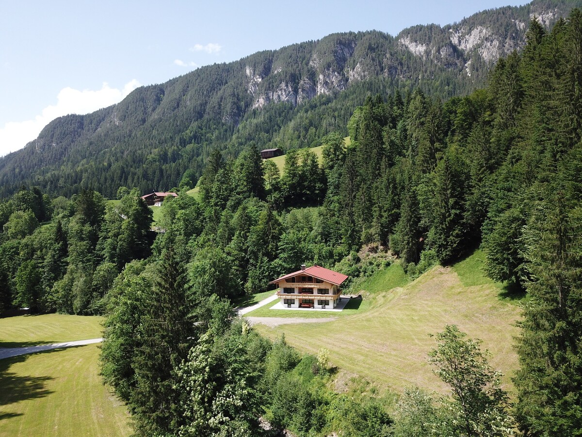 位于Oberau Wildschönau （ 164554 ） ，面积240平方米，可容纳10位房客
