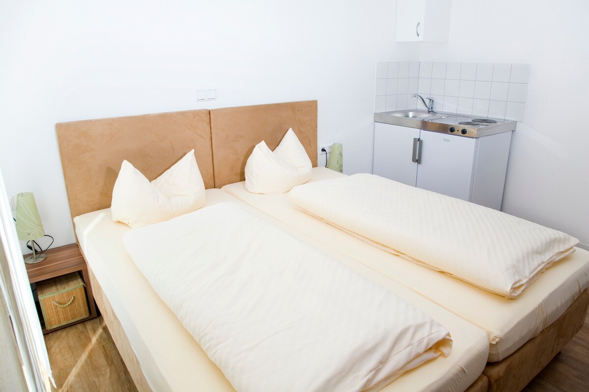 Doppelzimmer für 2 Gäste mit 21m² in Blaubeuren (73317)