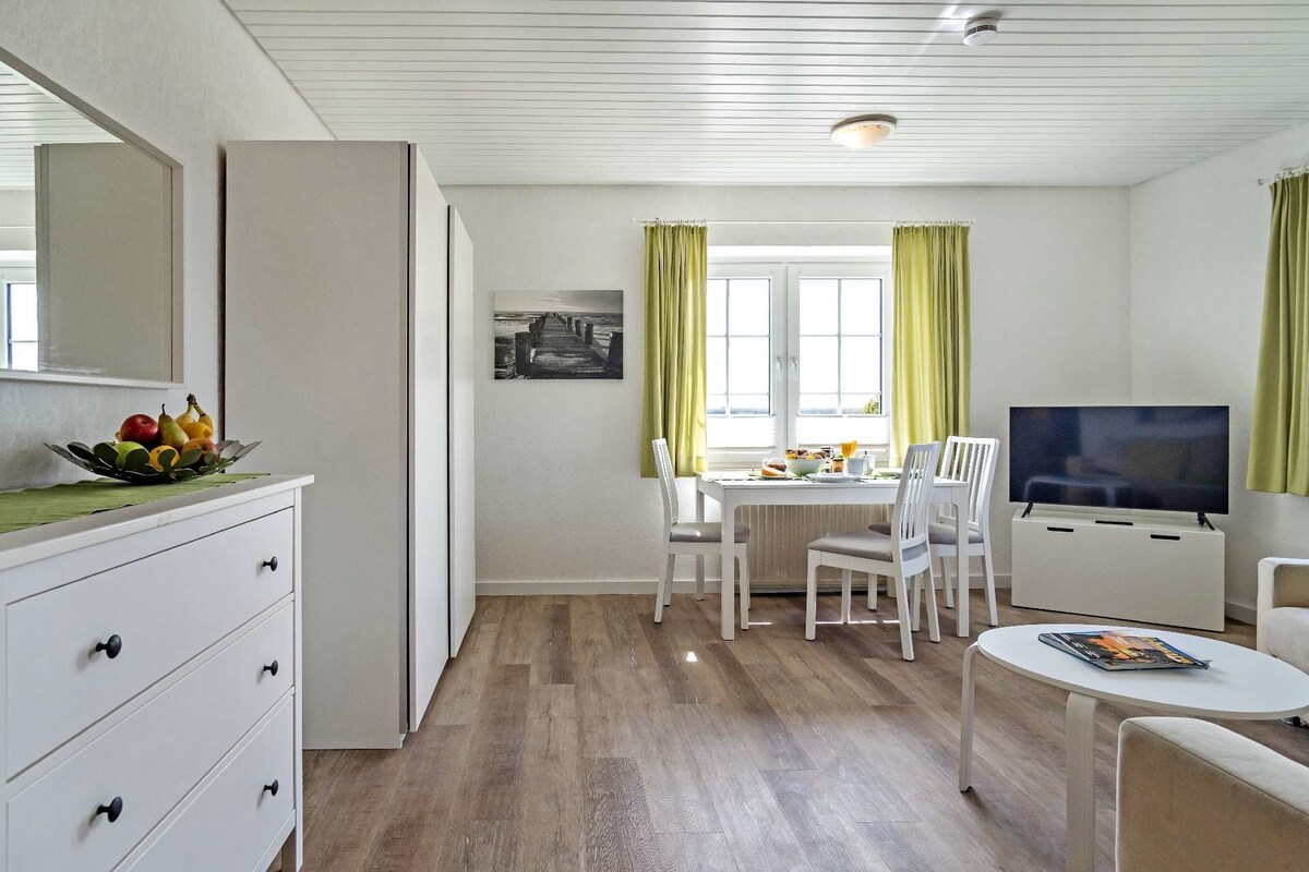 可容纳3位房客的公寓/公寓，面积为43平方米，位于Fehmarn (76371)