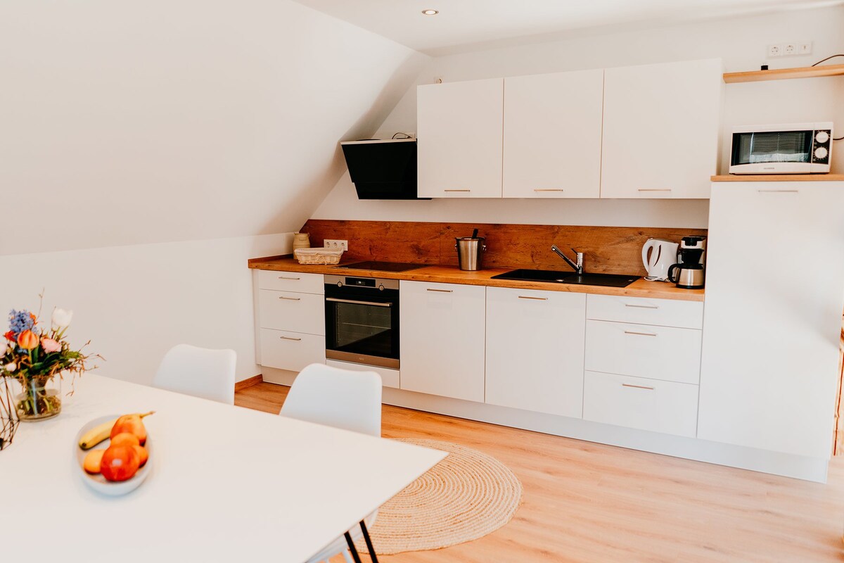 公寓可容纳4位房客，面积80平方米，位于兰格尔斯海姆（ 148272 ）