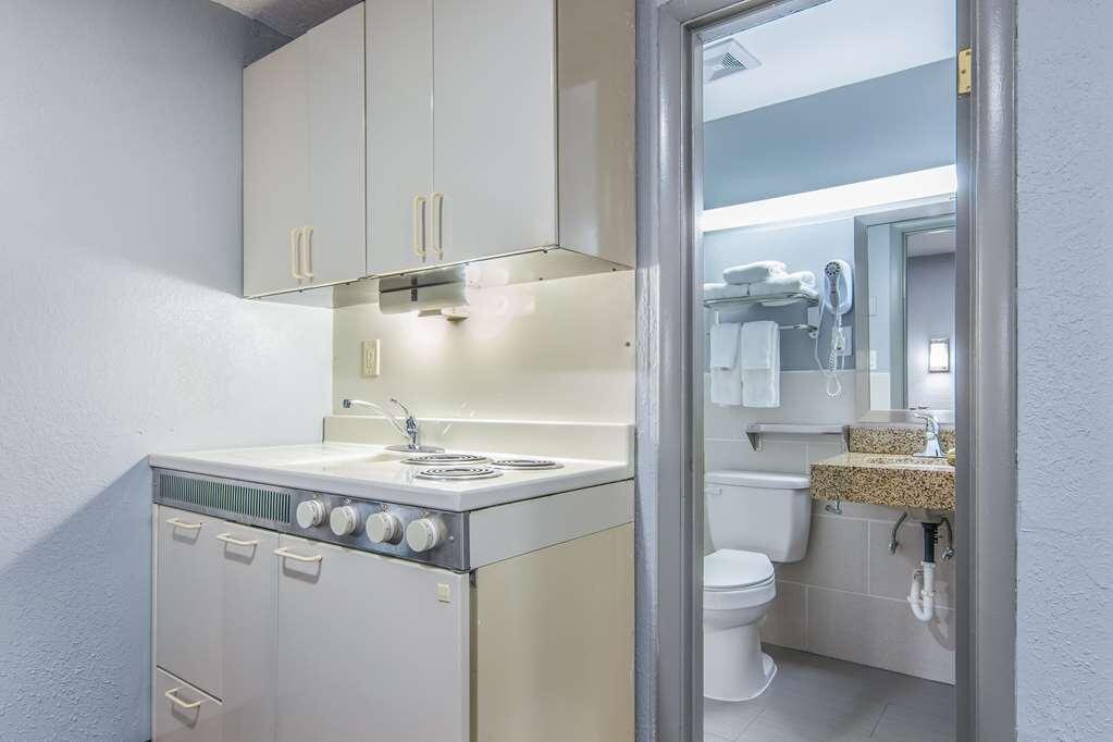 Look No Further! 3 Relaxing Units, Pet-friendly