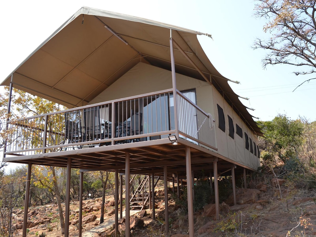 Idwala Le Ingwe - Luxury Tent 3 (4-6 Sleeper)