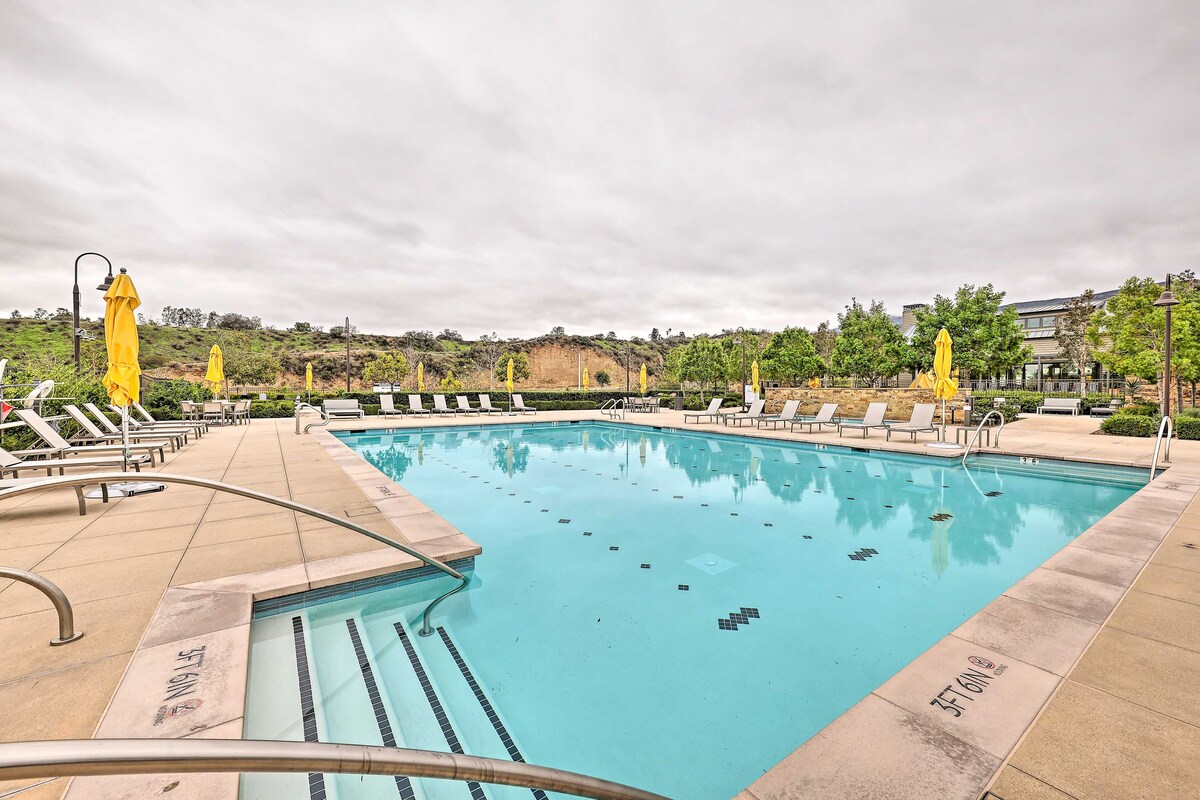加利福尼亚州科罗纳，带泳池的度假屋出租