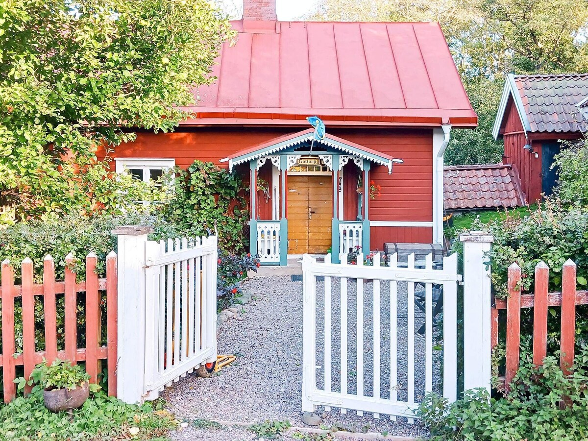 4 person holiday home in mantorp