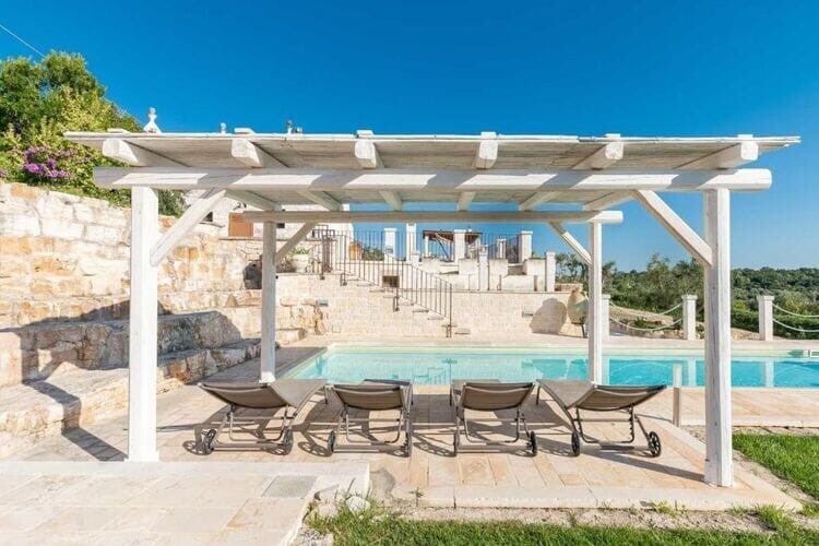 Trullo Il Pupineto with pool in Ostuni