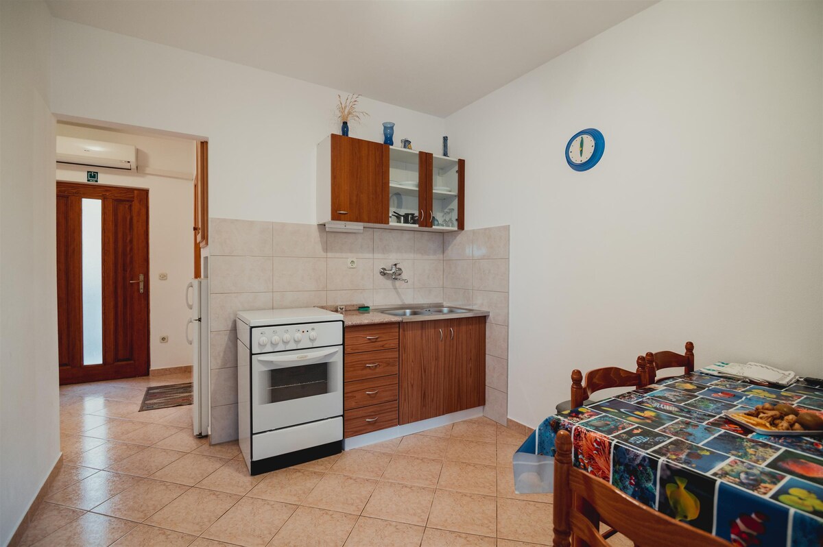 Apartment Antun (33181-A4)