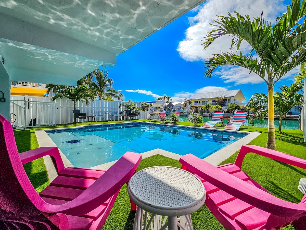 Reef Retreat 2 bed 2 bath w/private pool plus Caba