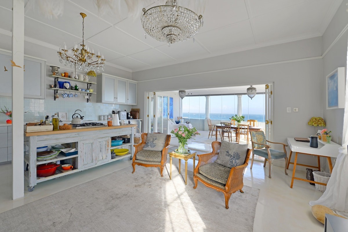 Luxury in Central Kalk Bay | Beach Front | Views 