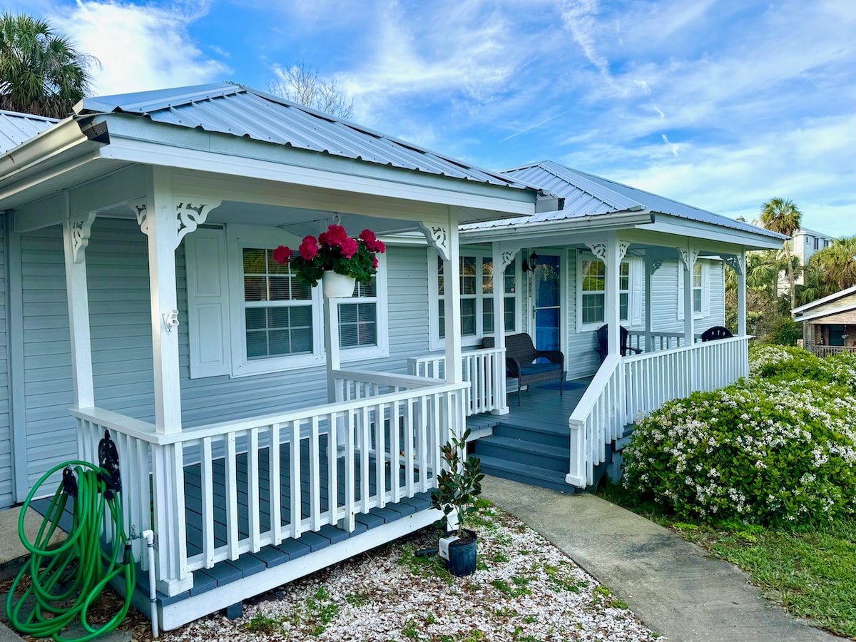 Osprey Nest- Historic Cedar Key. Pet Friendly!