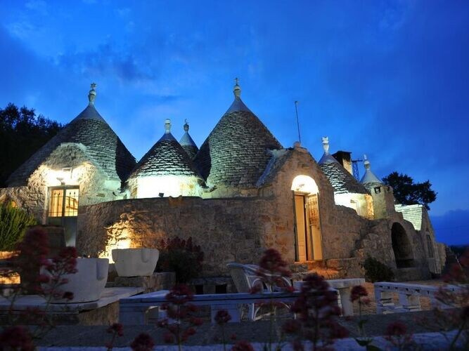 Beautiful trulli property with pool near Ostuni