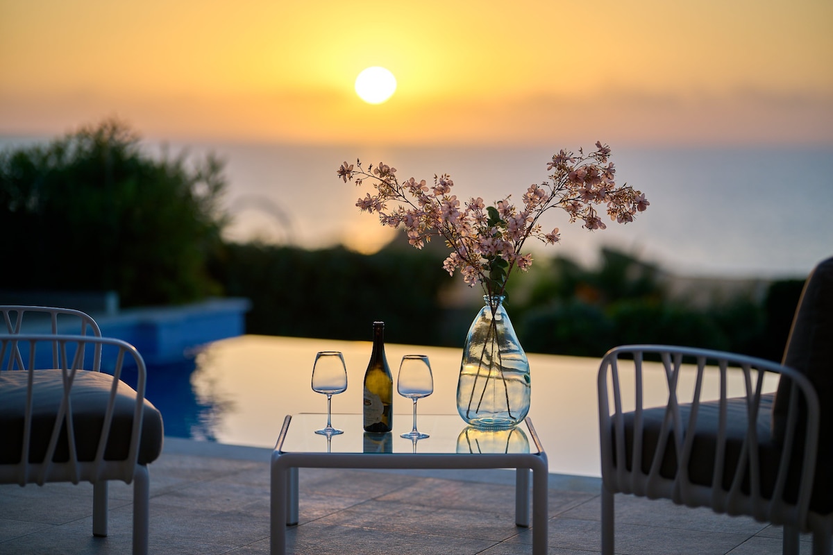 Olymp Luxury Villa D - A Seaside Haven of Elegance