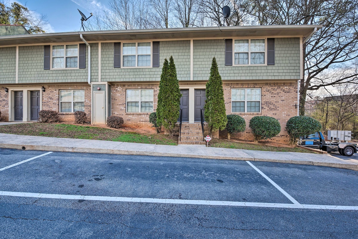 Smyrna Townhome, Close to Truist Park!