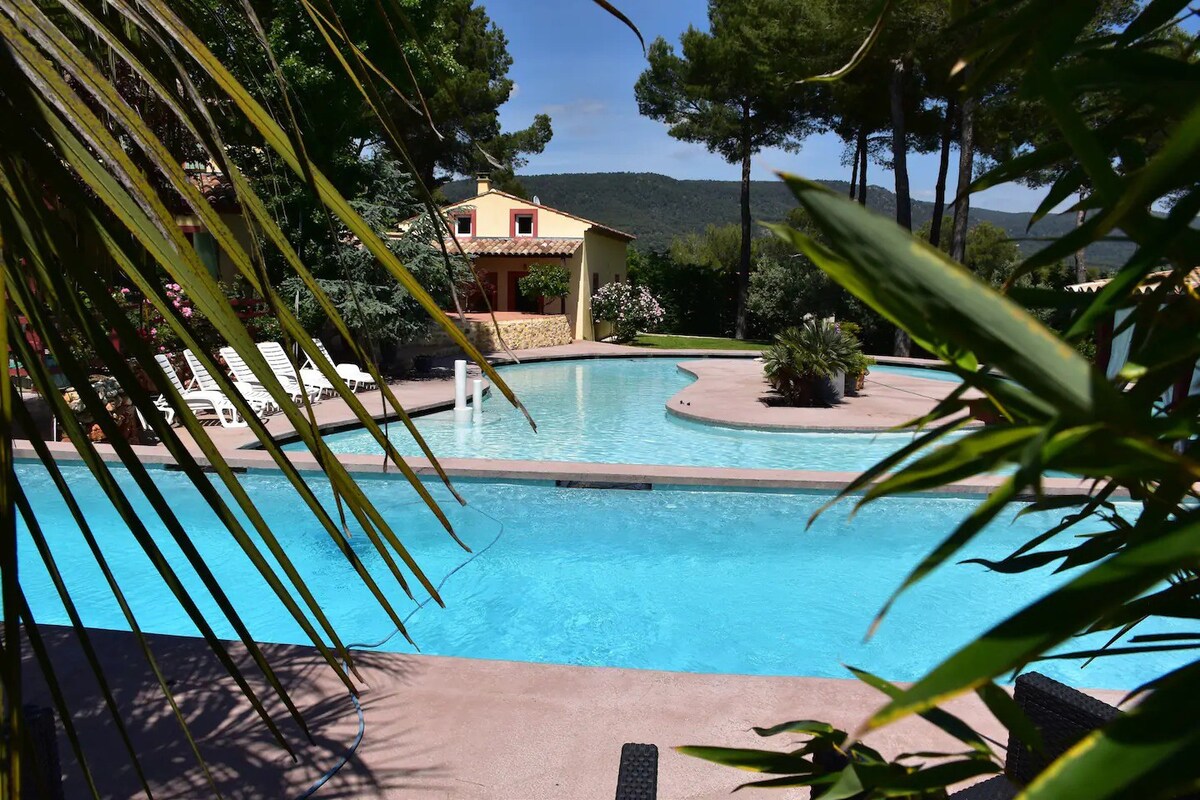 Villa Lorna - 2 houses - private pool