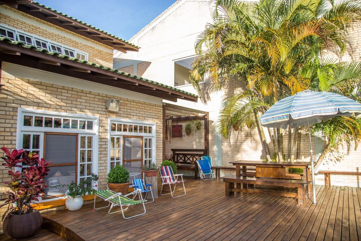 Casa Piscina Beira Lagoa Praia Ibiraquera SC