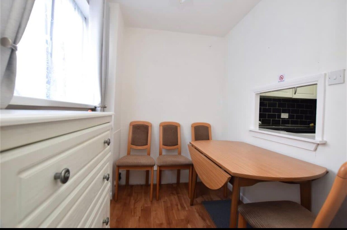 25 mins to Central London! 1 Bed Home in East Ldn