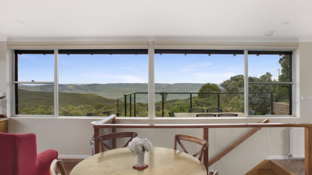 Donlen Cottage Wentworth Falls 180度景观