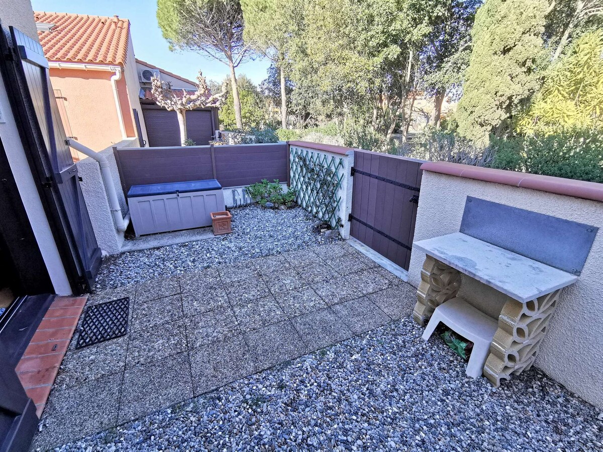 Villa T2 Mezzanine 4 couchages Port Leucate. Réf: